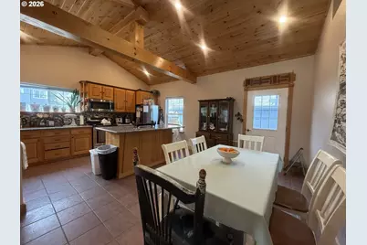 317 S Canyon Blvd, John Day, OR 97845 - Photo 12