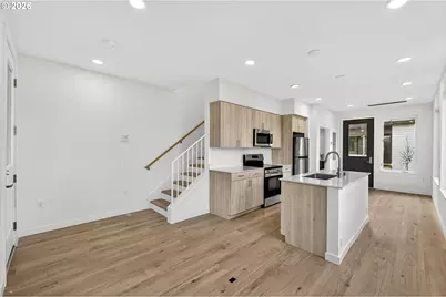 7280 NE Going St, Portland, OR 97218 - Photo 6