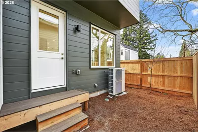 7280 NE Going St, Portland, OR 97218 - Photo 24