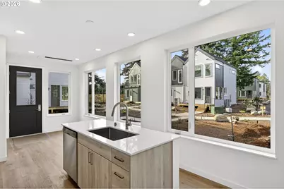 7280 NE Going St, Portland, OR 97218 - Photo 12