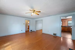 1525 N Kilpatrick St, Portland, OR 97217 - Photo 8