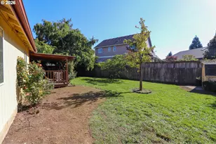 631 Nicholas Dr, Springfield, OR 97477 - Photo 38