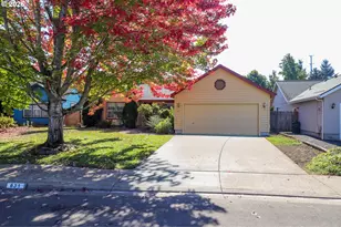 631 Nicholas Dr, Springfield, OR 97477 - Photo 1