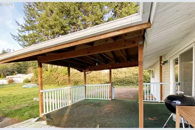 97987 Court St St, Brookings, OR 97415 - Photo 12