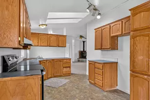 1 Palmer Ln, Goldendale, WA 98620 - Photo 10