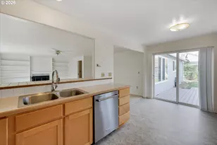 246 SW 9th Ave, Canby, OR 97013 - Photo 14
