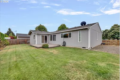 246 SW 9th Ave, Canby, OR 97013 - Photo 32