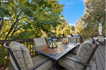 2925 SE Cleveland Dr, Gresham, OR 97080 - Photo 32