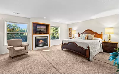 2925 SE Cleveland Dr, Gresham, OR 97080 - Photo 12