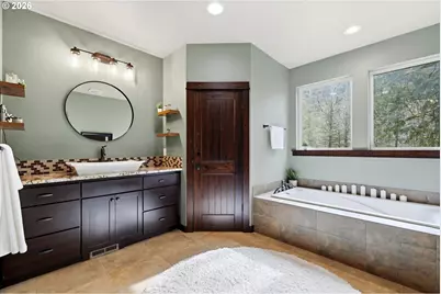 57214 E Marmot Rd, Sandy, OR 97055 - Photo 16