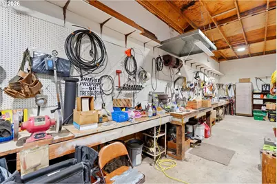 57214 E Marmot Rd, Sandy, OR 97055 - Photo 36