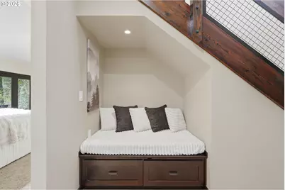 57214 E Marmot Rd, Sandy, OR 97055 - Photo 22