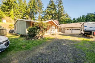 92260 Alder Hill Ln, Coos Bay, OR 97420 - Photo 12