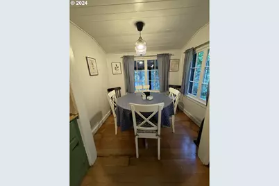 22633 Highway 58, Crescent Lake, OR 97733 - Photo 10