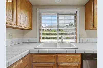 1778 N Laurelwood Loop, Canby, OR 97013 - Photo 12