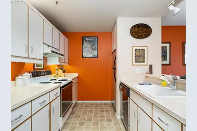 1616 S Harbor Way, Portland, OR 97201 - Photo 8