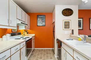 1616 S Harbor Way, Portland, OR 97201 - Photo 8