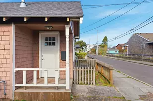 908-910 N Franklin St, Seaside, OR 97138 - Photo 4