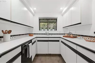 8202 NE 34th St, Vancouver, WA 98662 - Photo 16