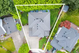 6270 SW Tillamook Pl, Beaverton, OR 97007 - Photo 4