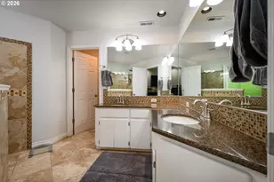 6270 SW Tillamook Pl, Beaverton, OR 97007 - Photo 28