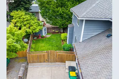 6270 SW Tillamook Pl, Beaverton, OR 97007 - Photo 46