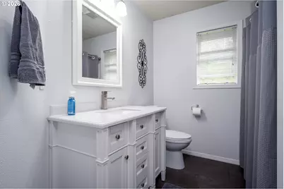 6270 SW Tillamook Pl, Beaverton, OR 97007 - Photo 34