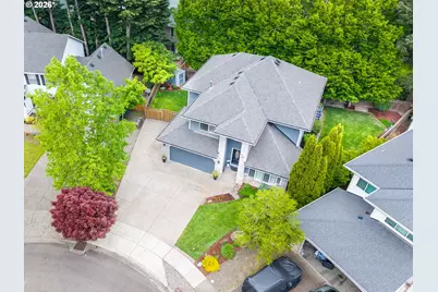 6270 SW Tillamook Pl, Beaverton, OR 97007 - Photo 6