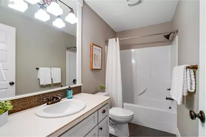 7941 N Courtenay Ave, Portland, OR 97203 - Photo 28