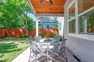 7941 N Courtenay Ave, Portland, OR 97203 - Photo 32