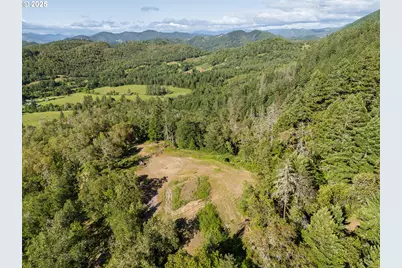460 Huckleberry Mt Ln, Riddle, OR 97469 - Photo 32