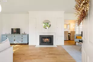 7985 SW Maple Dr, Portland, OR 97225 - Photo 4