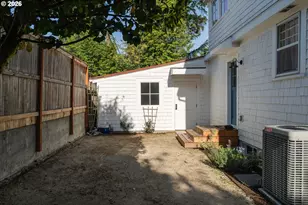 7985 SW Maple Dr, Portland, OR 97225 - Photo 40