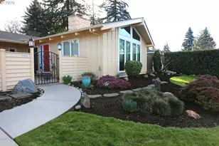 374 Blackfoot Ave, Eugene, OR 97404 - Photo 4