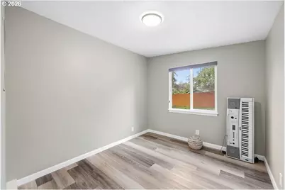 1510 E Taylor Ave, Cottage Grove, OR 97424 - Photo 14