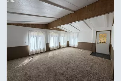 17875 Old Wood Rd, Bend, OR 97707 - Photo 8