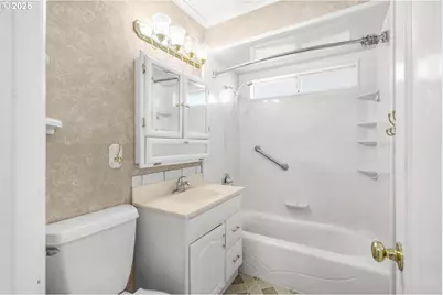 9404 SE 42nd Ave, Milwaukie, OR 97222 - Photo 20