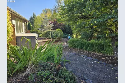 1395 NW West Meadows Dr, Salem, OR 97304 - Photo 34