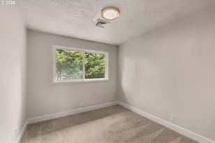 1995 Greiner St, Eugene, OR 97405 - Photo 24