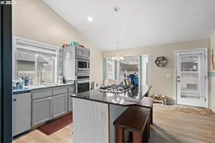 113 NE 13th St, Hermiston, OR 97838 - Photo 8