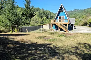 17735 Carpenterville Rd, Brookings, OR 97415 - Photo 10