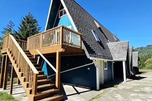 17735 Carpenterville Rd, Brookings, OR 97415 - Photo 8