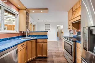 719 S Chehalem St, Newberg, OR 97132 - Photo 8