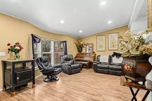 8300 NE Quatama St, Hillsboro, OR 97006 - Photo 4