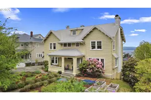 1684 Irving Ave, Astoria, OR 97103 - Photo 1