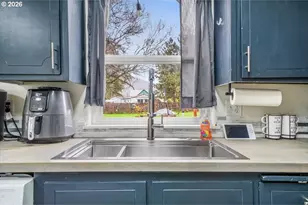 422 Elder St, Drain, OR 97435 - Photo 10