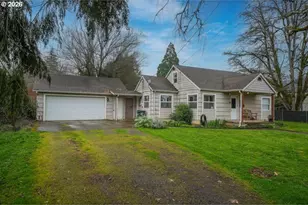 422 Elder St, Drain, OR 97435 - Photo 2