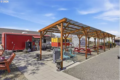 801 E 2nd St, The Dalles, OR 97058 - Photo 6
