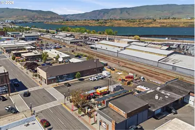801 E 2nd St, The Dalles, OR 97058 - Photo 16