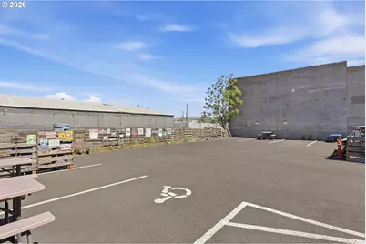 801 E 2nd St, The Dalles, OR 97058 - Photo 12